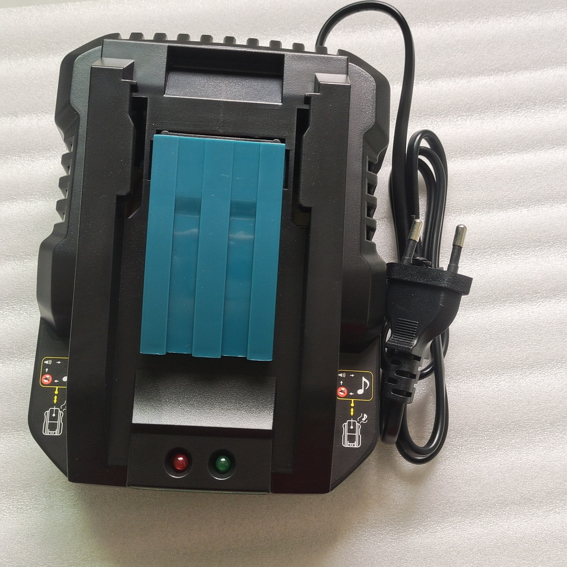 4A Battery Charger for Makita  - Power Quality Tools reseña y precio